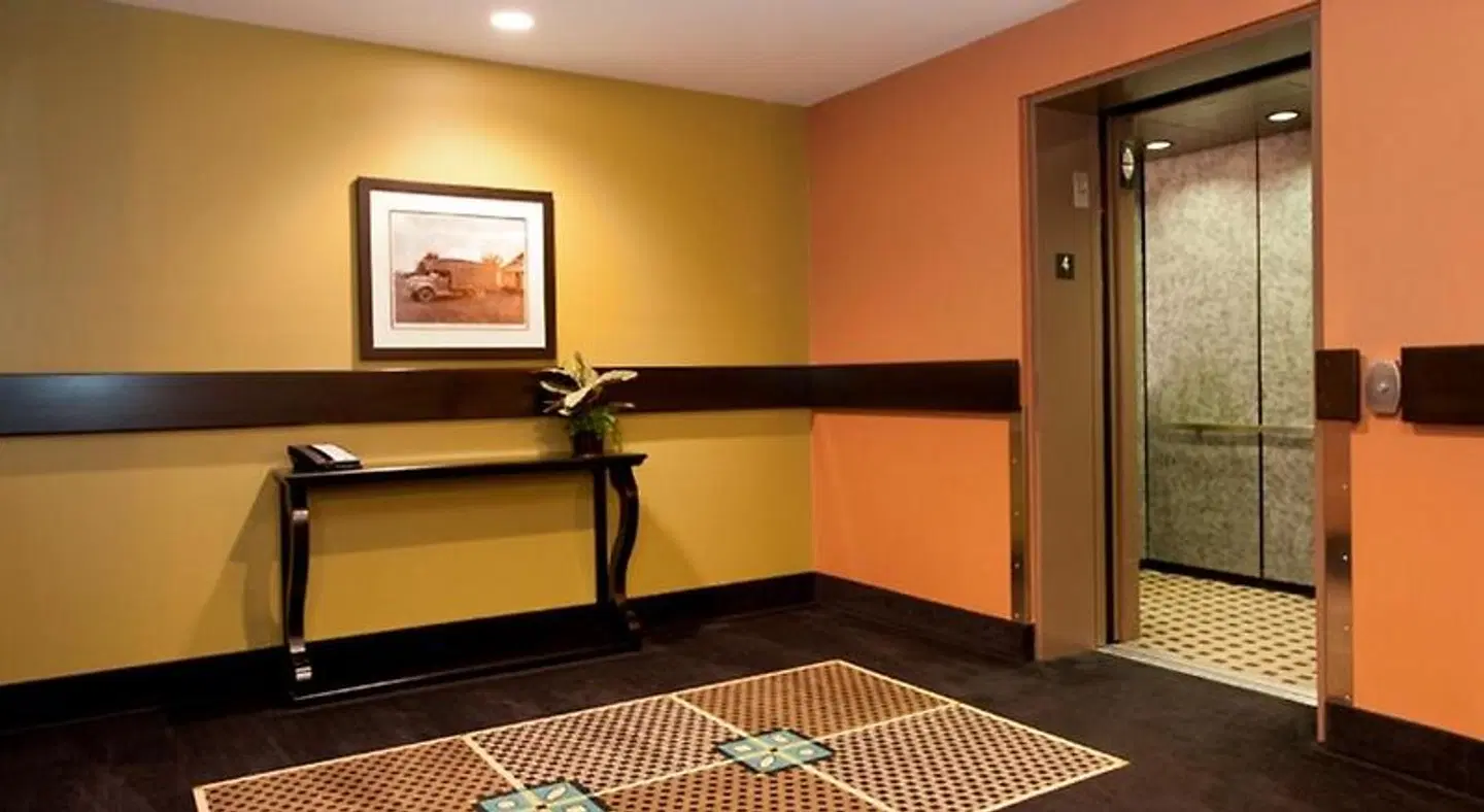 Best Western Plus Blairmore HEALTH_BEAUTY
