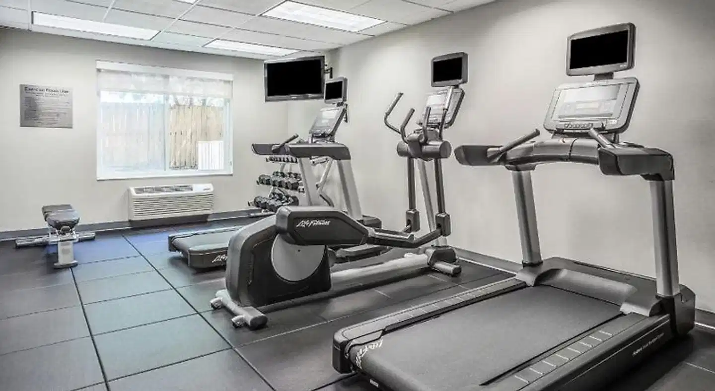 Fairfield Inn & Suites by Marriott Indianapolis Northwest Sport und Entertainment
