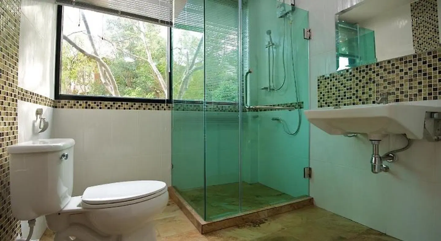 Tanote Villa Hill Koh Tao Badezimmer