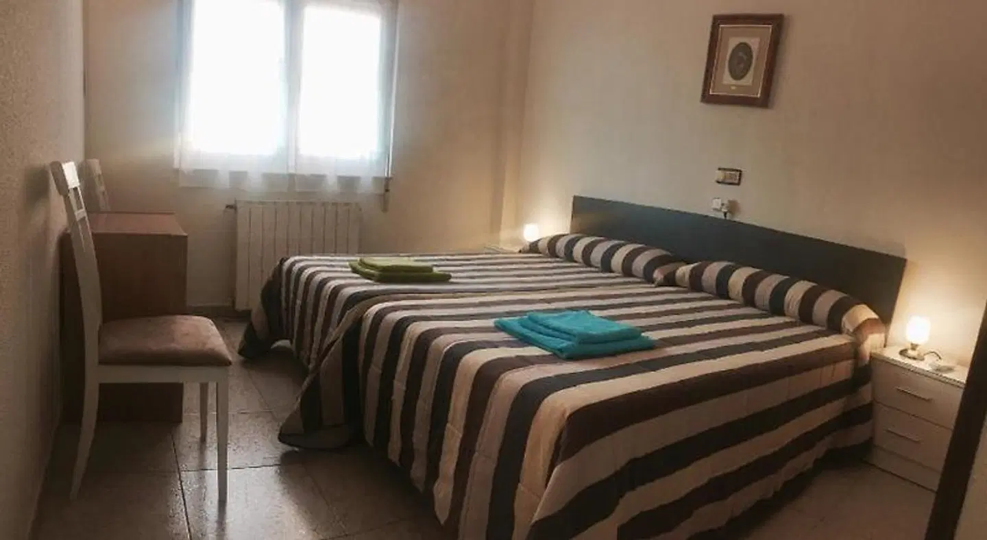 Hostal Sol Naciente ROOM_EXAMPLE