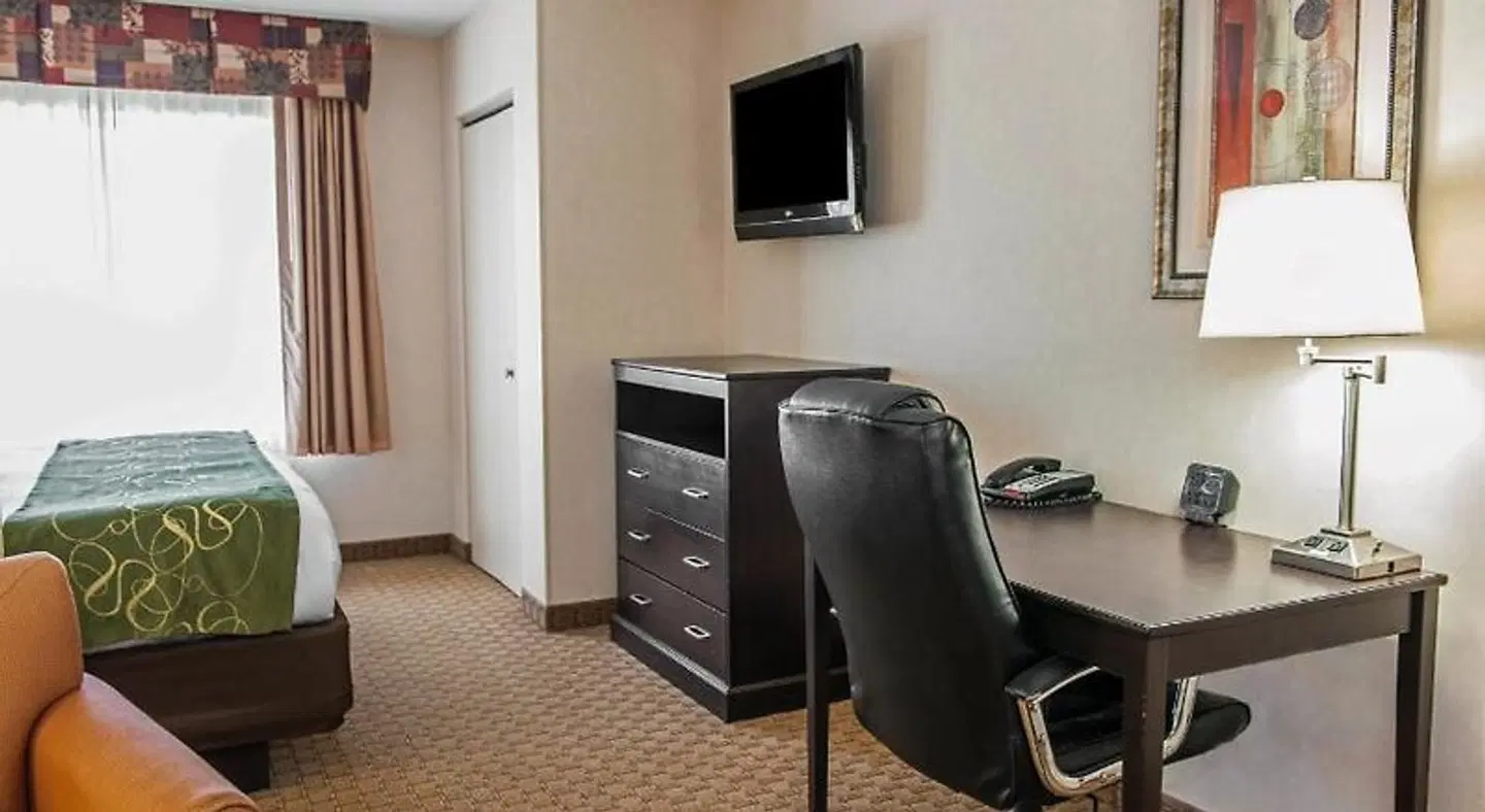Comfort Suites Southport ROOM_EXAMPLE