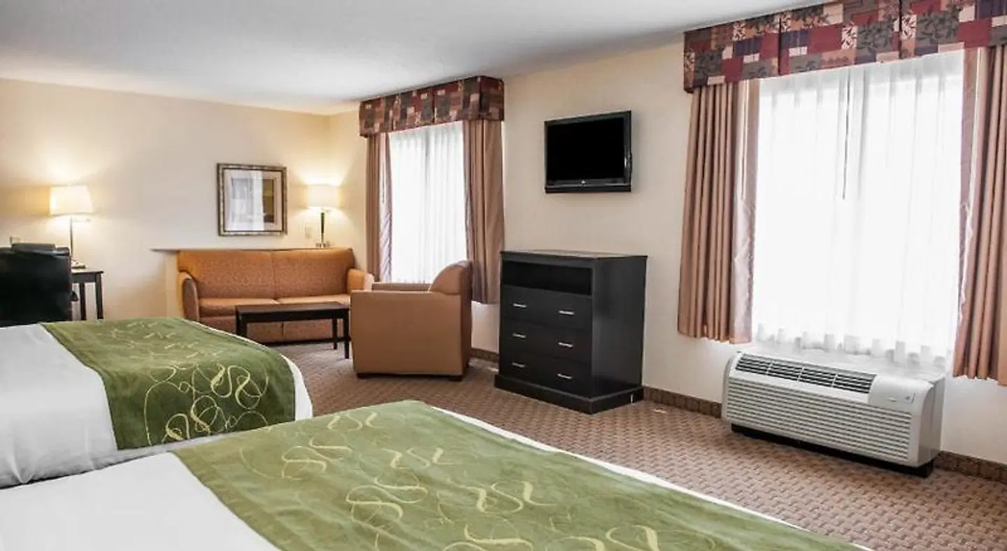 Comfort Suites Southport ROOM_EXAMPLE