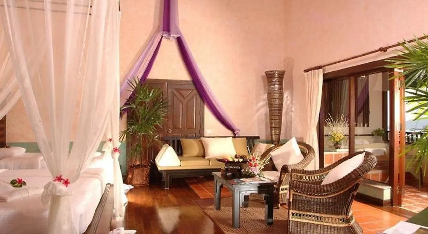 Golden Tulip Mangosteen Resort & Ayurveda Spa ROOM_EXAMPLE
