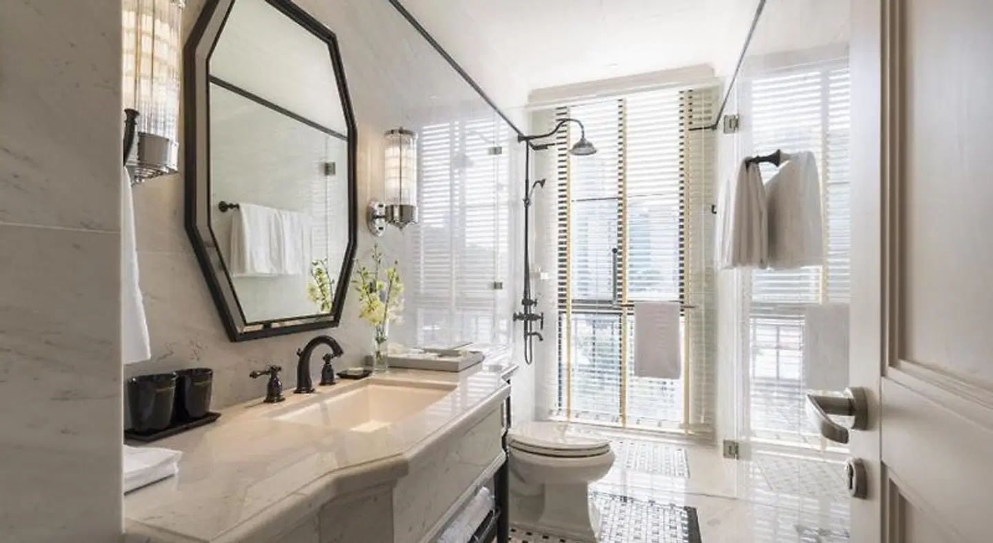 Bach Suites Saigon Badezimmer