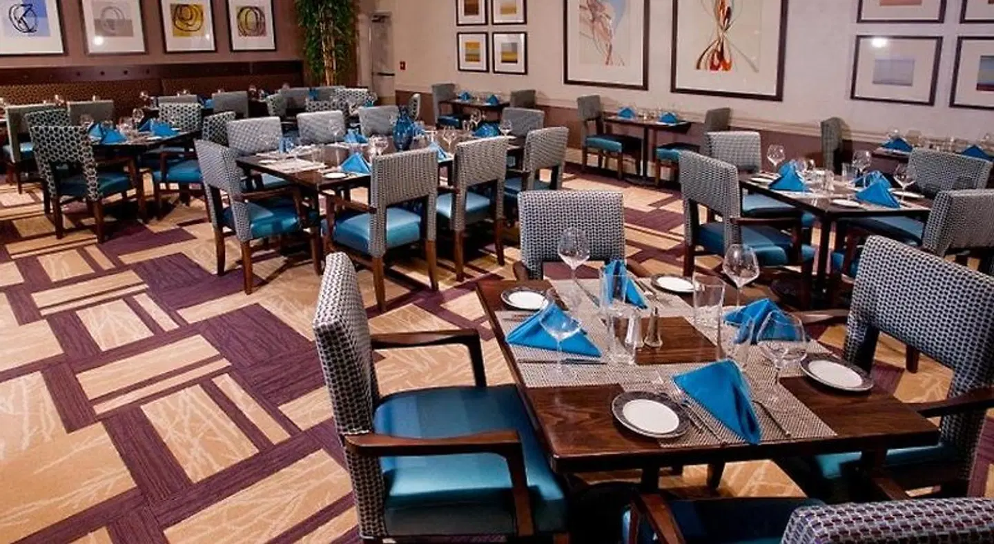 DoubleTree by Hilton Chicago O'Hare Airport Rosemont Restaurant