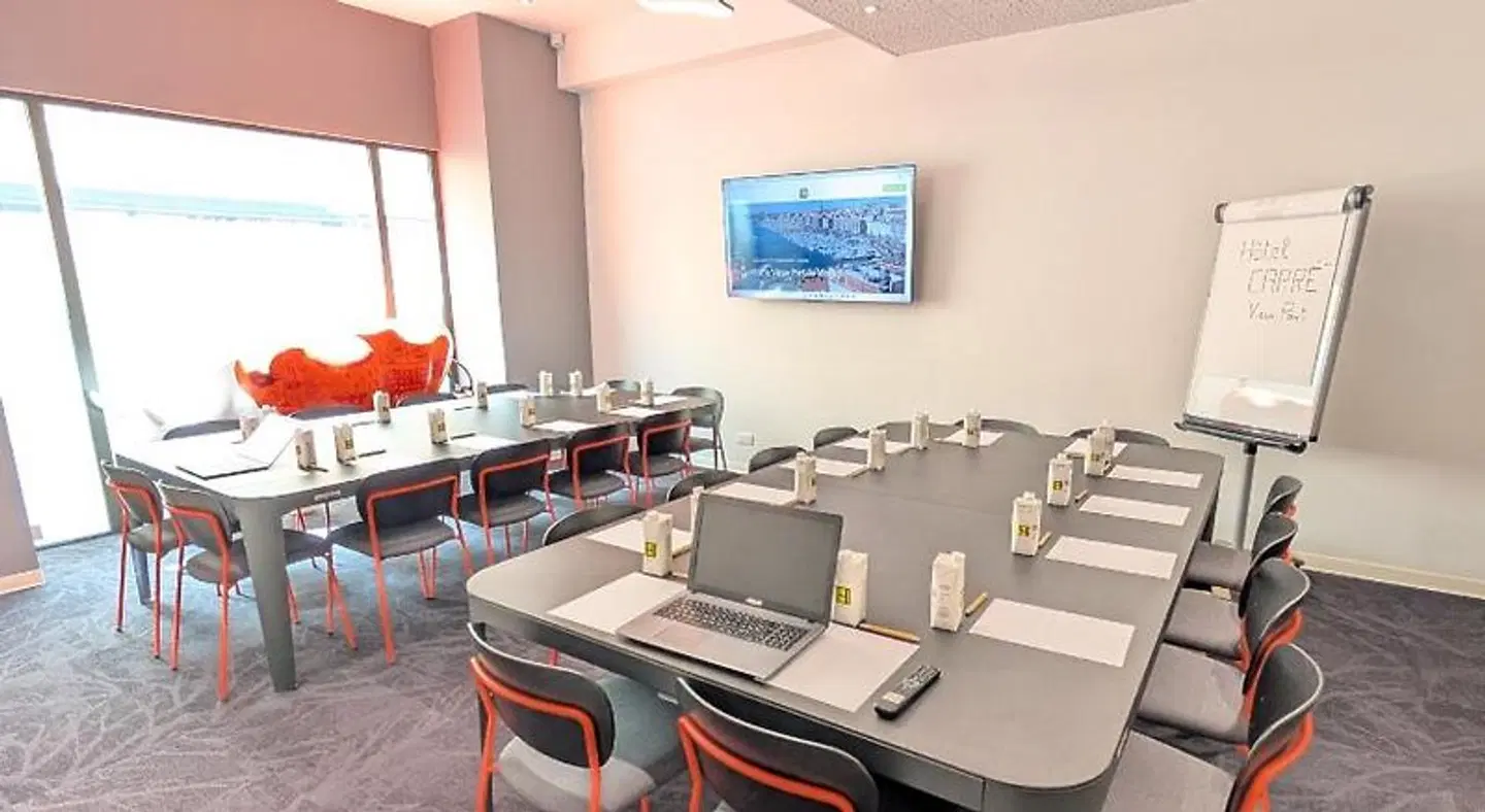Hôtel Carré Vieux Port Konferenz