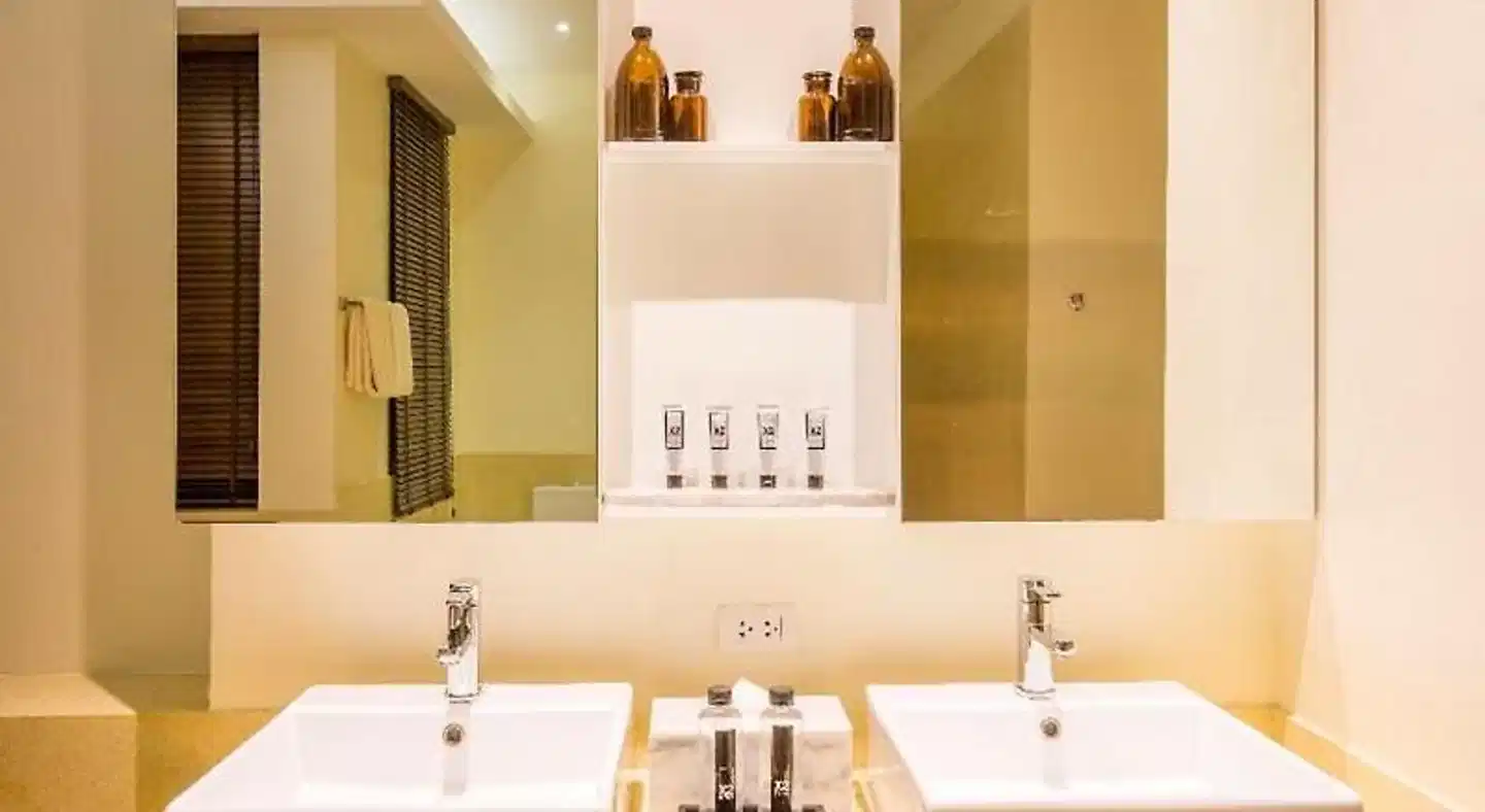 The Anda Mani Khaolak Beachfront Villas Badezimmer