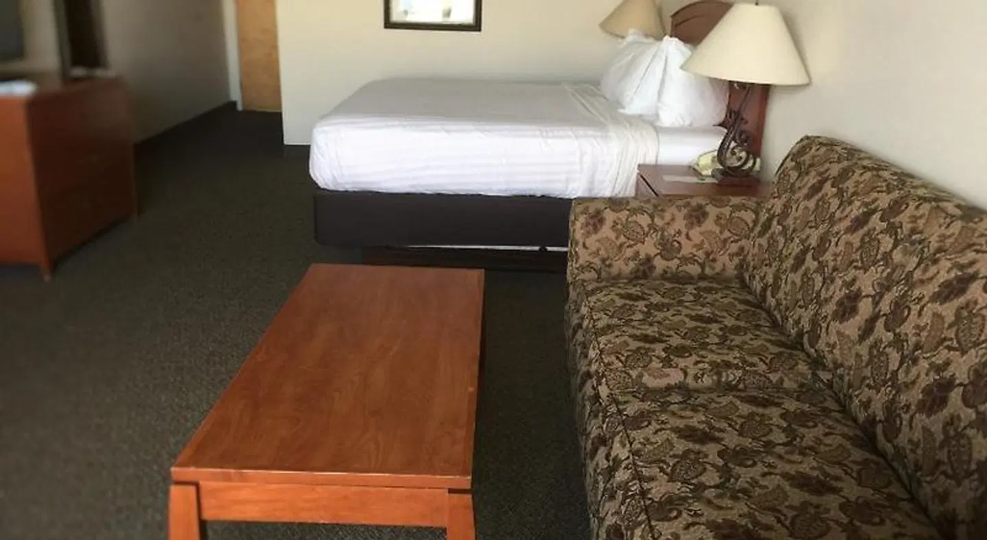 River Lodge and Grill ROOM_EXAMPLE