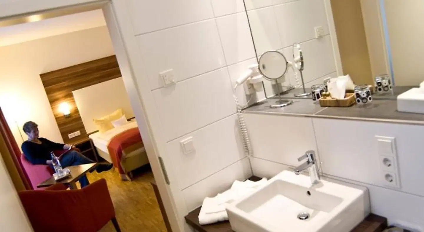 Stadtwaldhotel Badezimmer