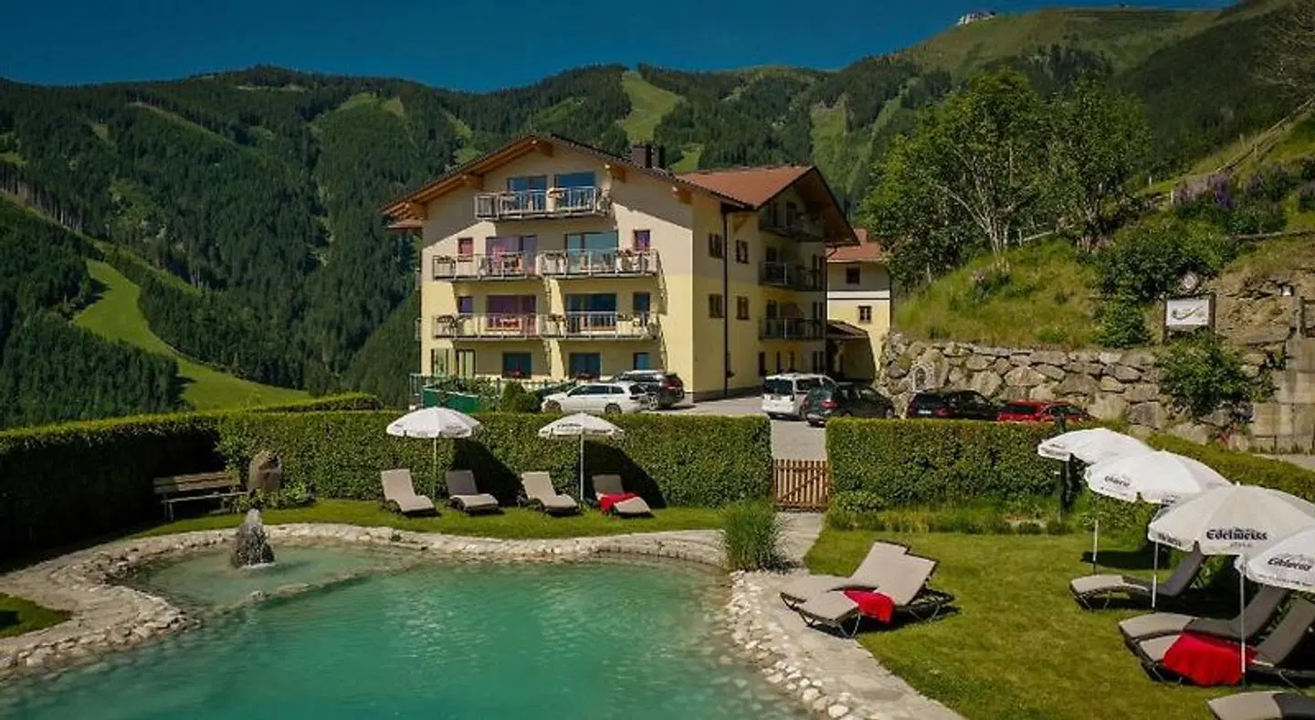 Berghotel Jaga-Alm EXTERIOR