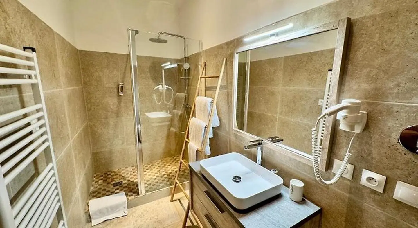 Le Mas de Galoffre Badezimmer