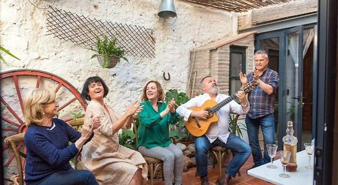 Casa Arizo PEOPLE
