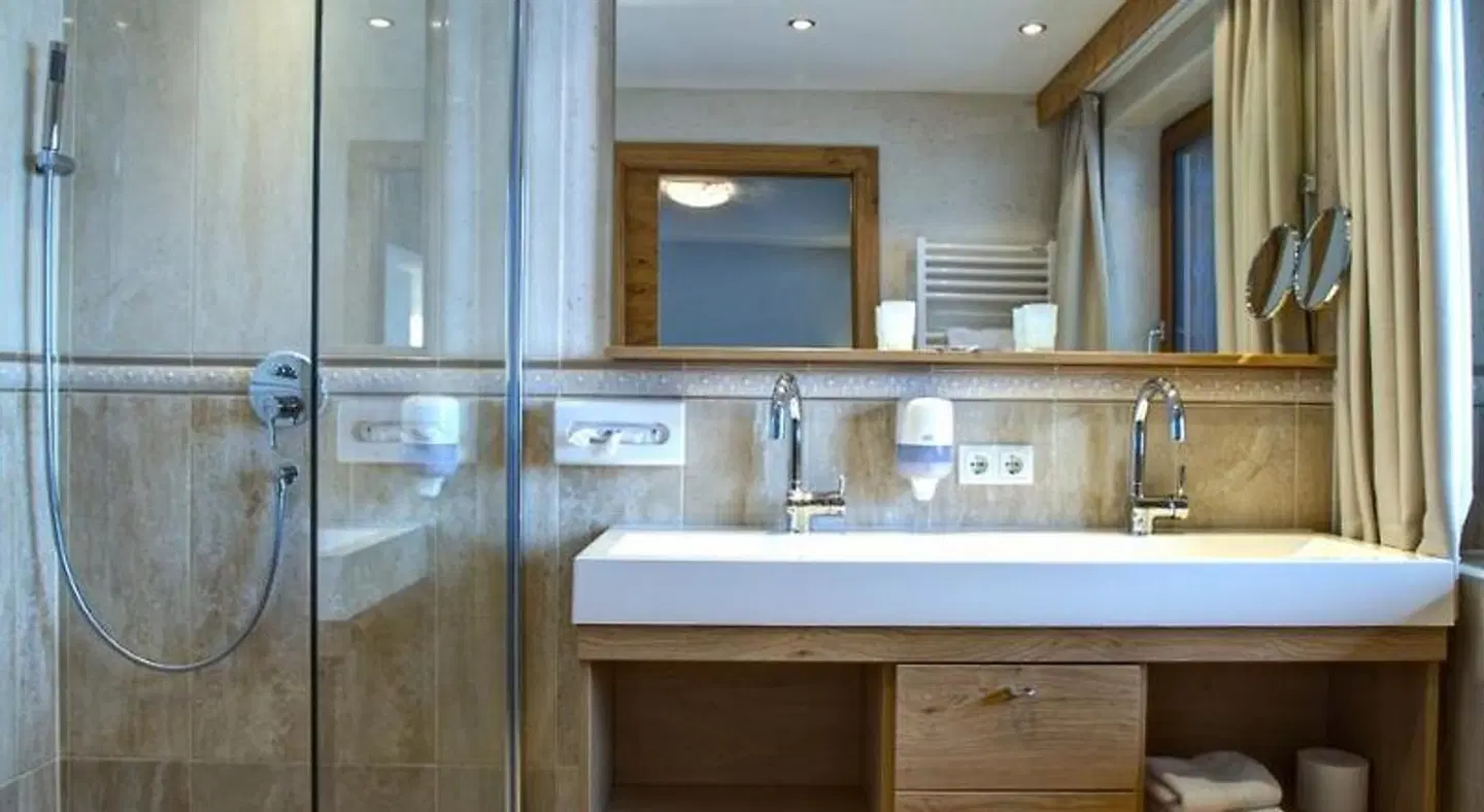 Ferienhotel Aussicht Badezimmer