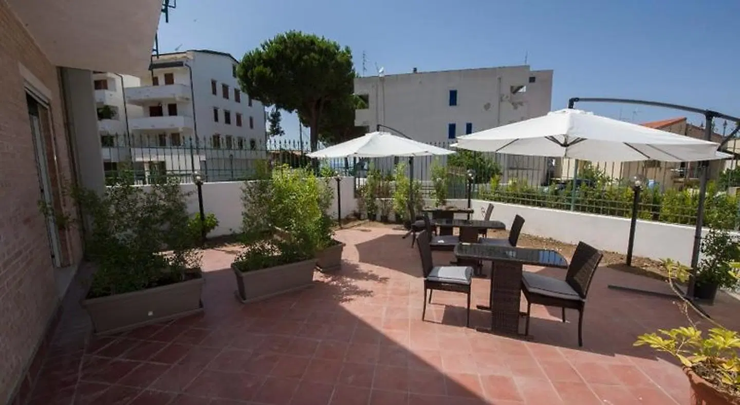 Passo del Cavaliere Terrasse