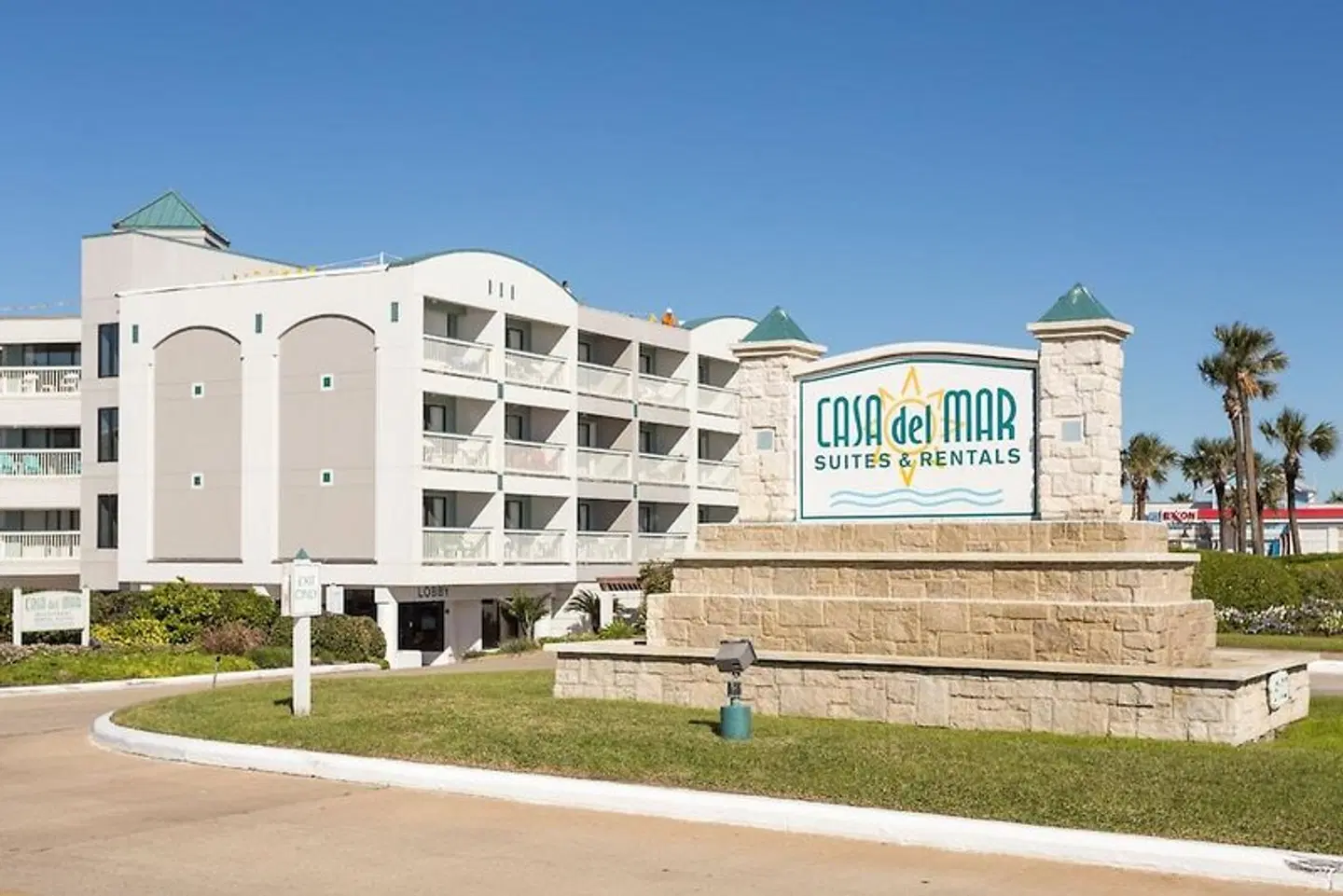 Casa del Mar Beachfront Suites EXTERIOR