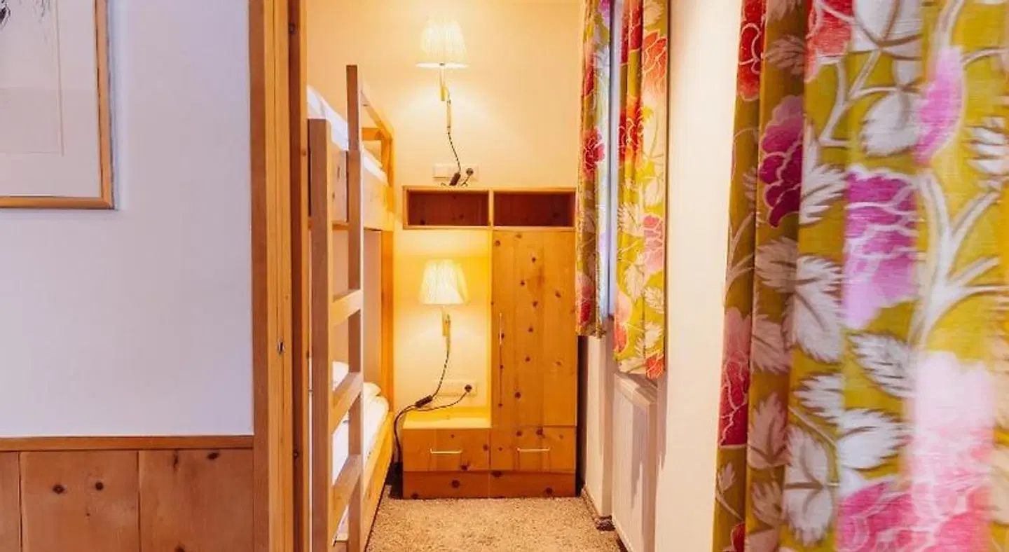 Aurora ROOM_EXAMPLE