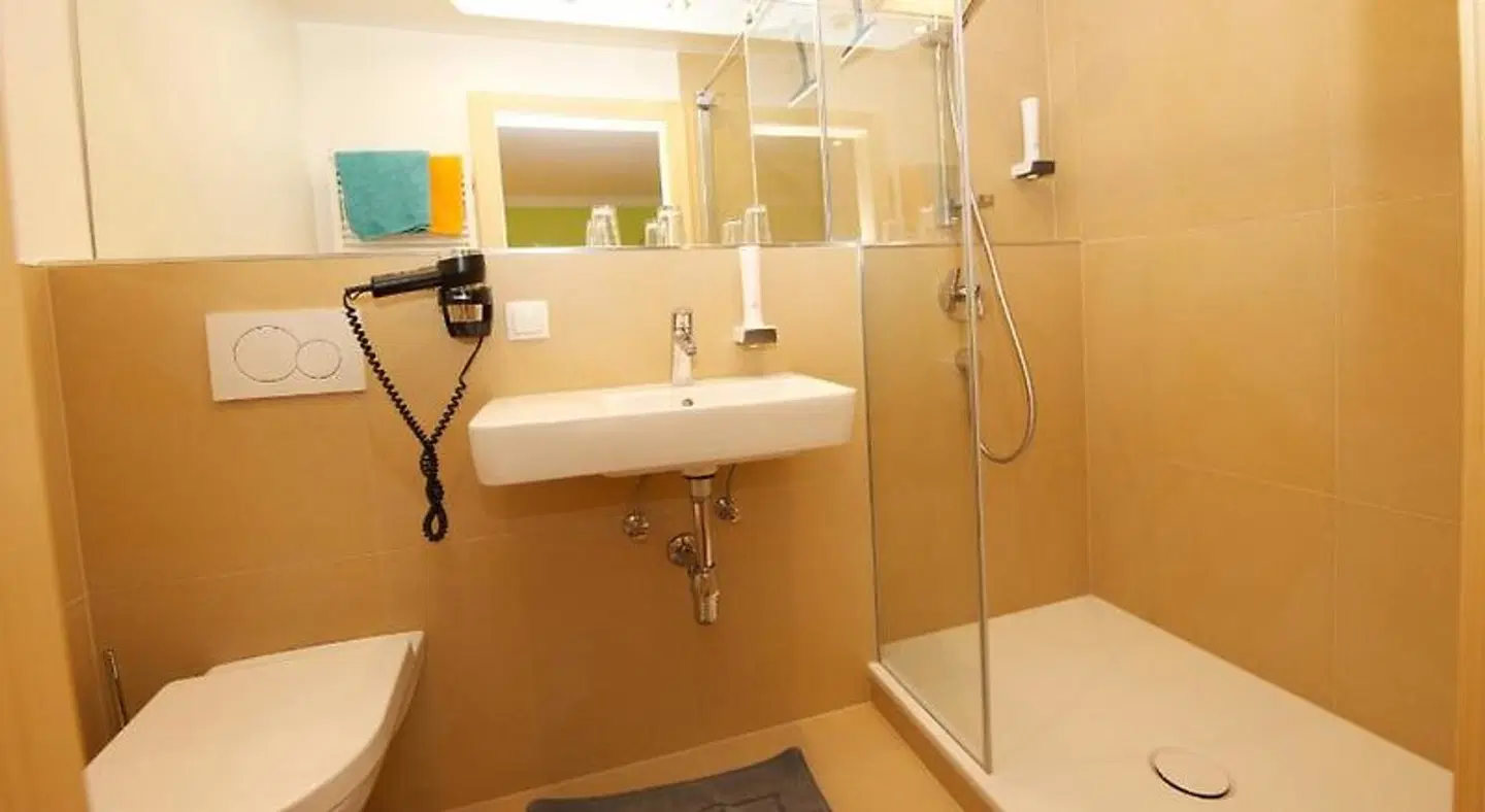 Pension Alpenrose Badezimmer
