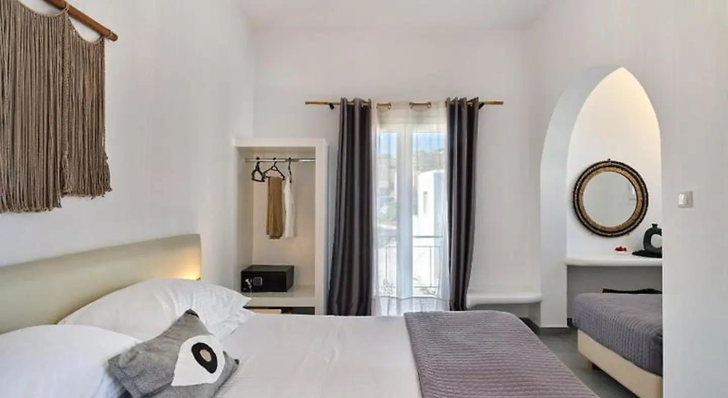 Mersina ROOM_EXAMPLE