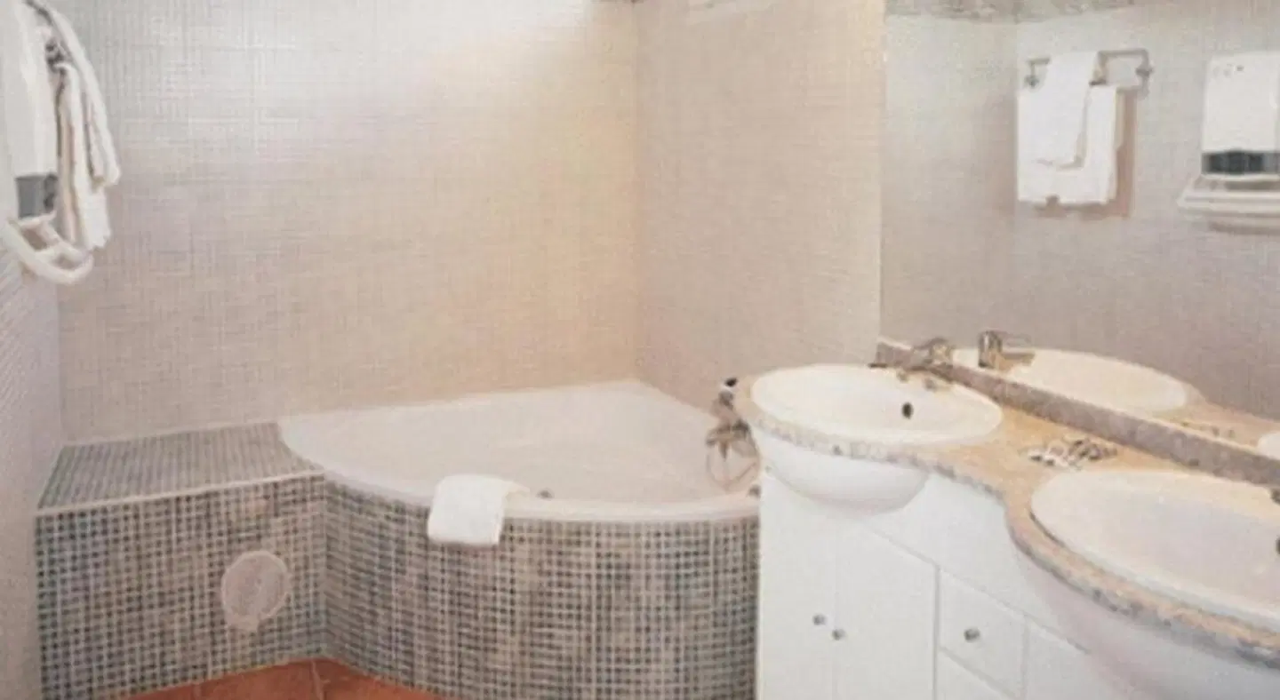 Mas Des Salicornes Badezimmer