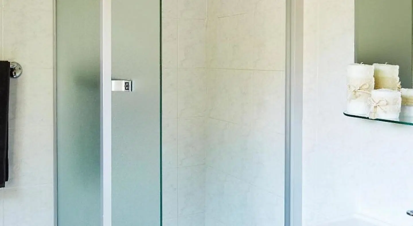 Hotel 2000 Badezimmer