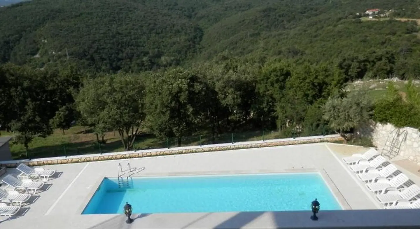 Apartments Villa Venera OUTDOOR_POOL