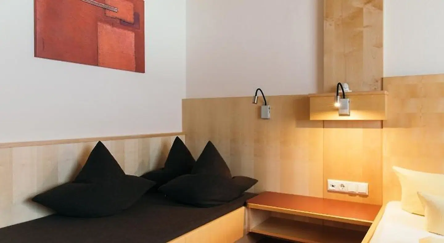 Hotel Weisseespitze ROOM_EXAMPLE