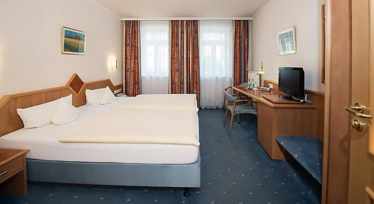 Hotel Württemberger Hof ROOM_EXAMPLE