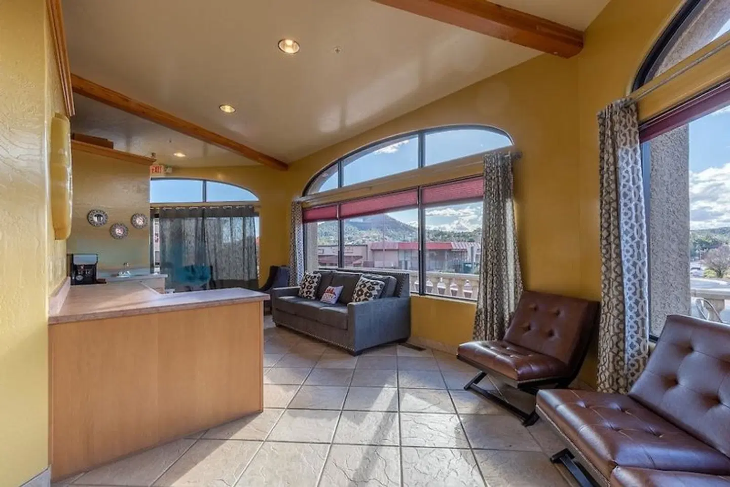 Cedars Resort LOUNGE_LOBBY