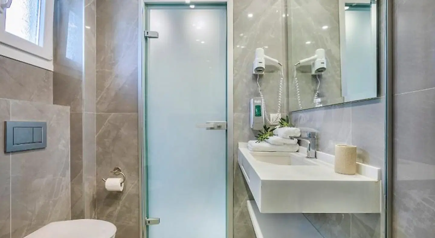 Anna Hotel Badezimmer