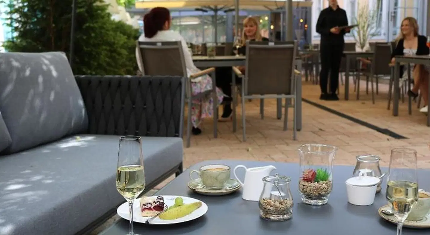 MOMENTS Boutique Hotel Terrasse