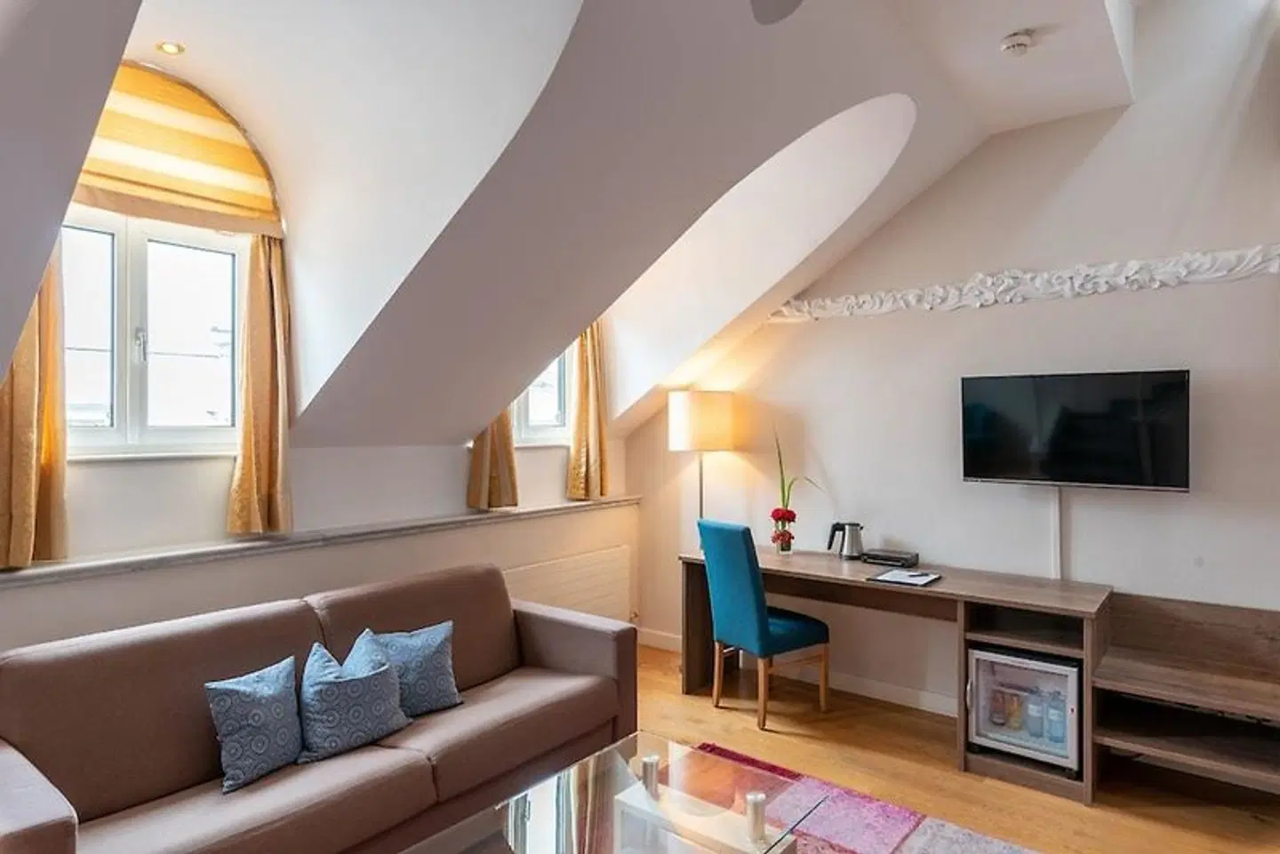 Wolf-Dietrich Altstadthotel ROOM_EXAMPLE