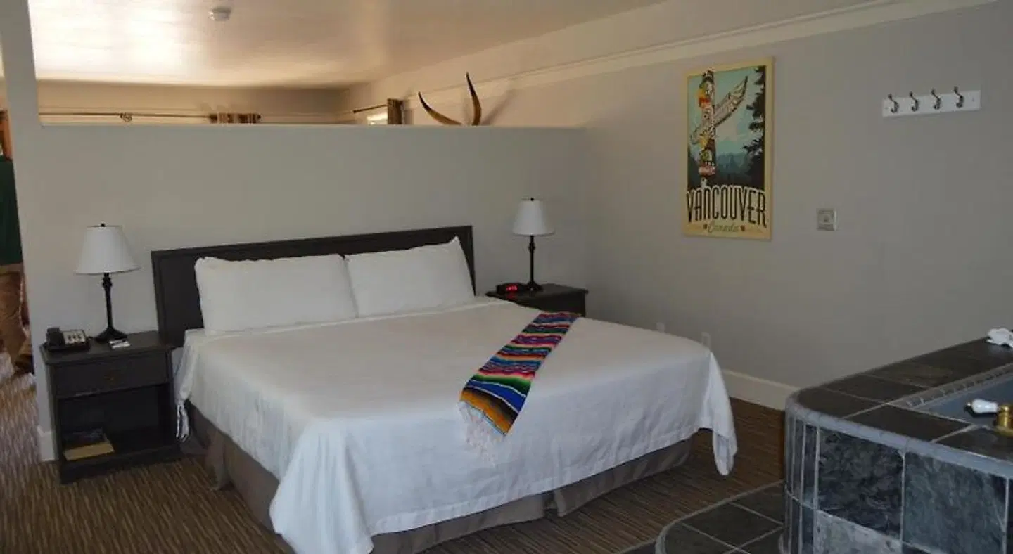 Palm Canyon Hotel and RV Resort ROOM_EXAMPLE