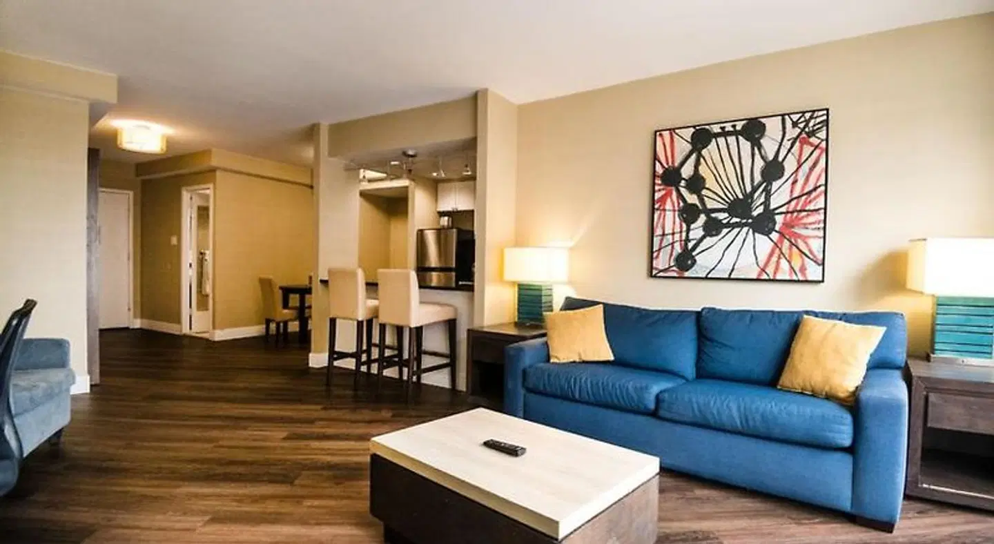 The Windsor Suites Philadelphia LOUNGE_LOBBY