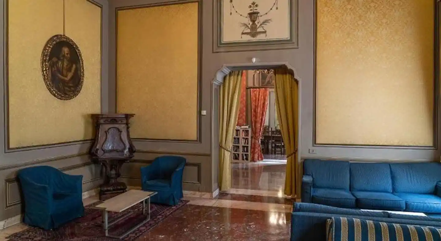 Phi Hotel Canalgrande Lobby