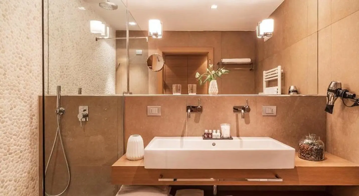 Art & Design Hotel Napura Badezimmer