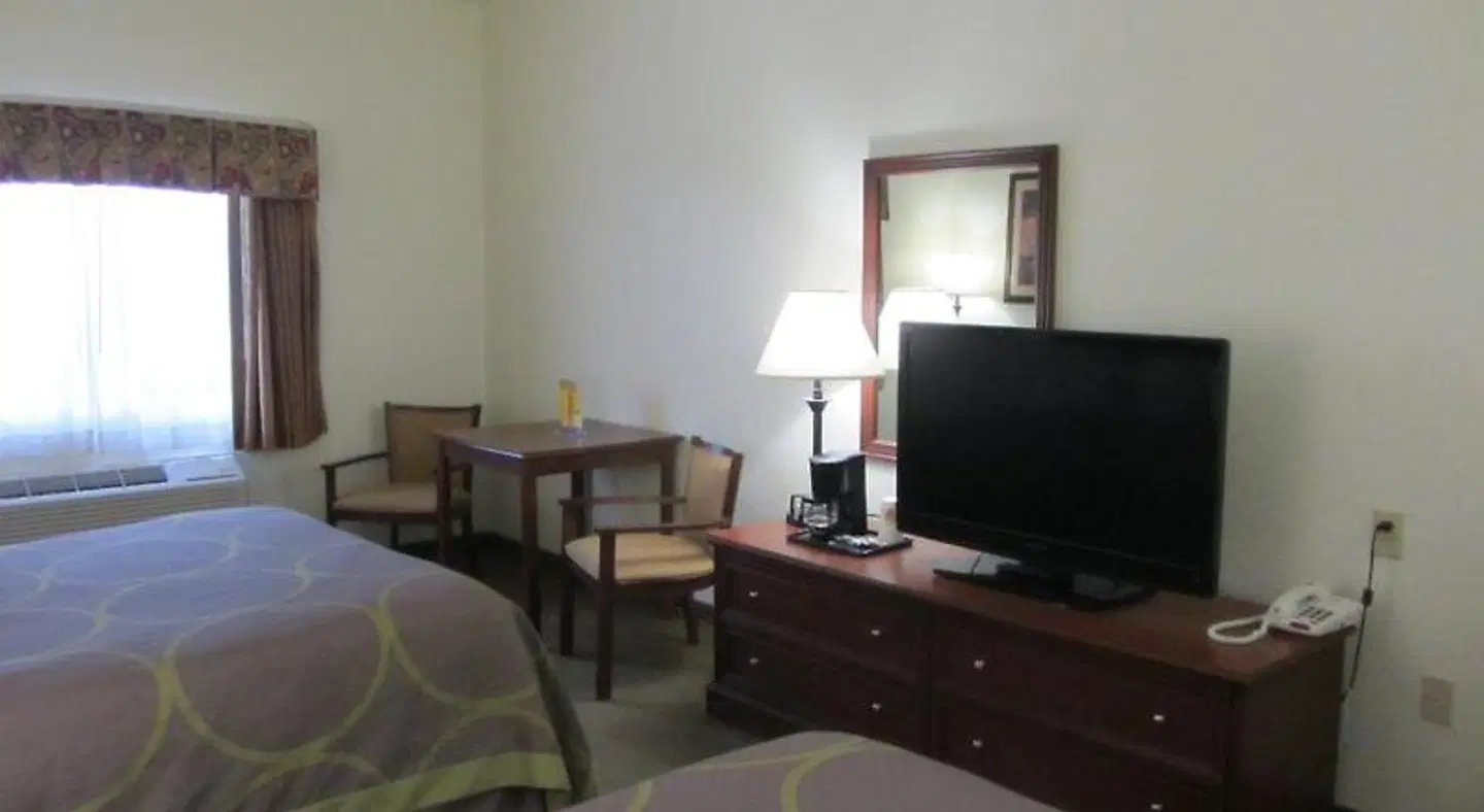 Super 8 by Wyndham Abilene South ROOM_EXAMPLE