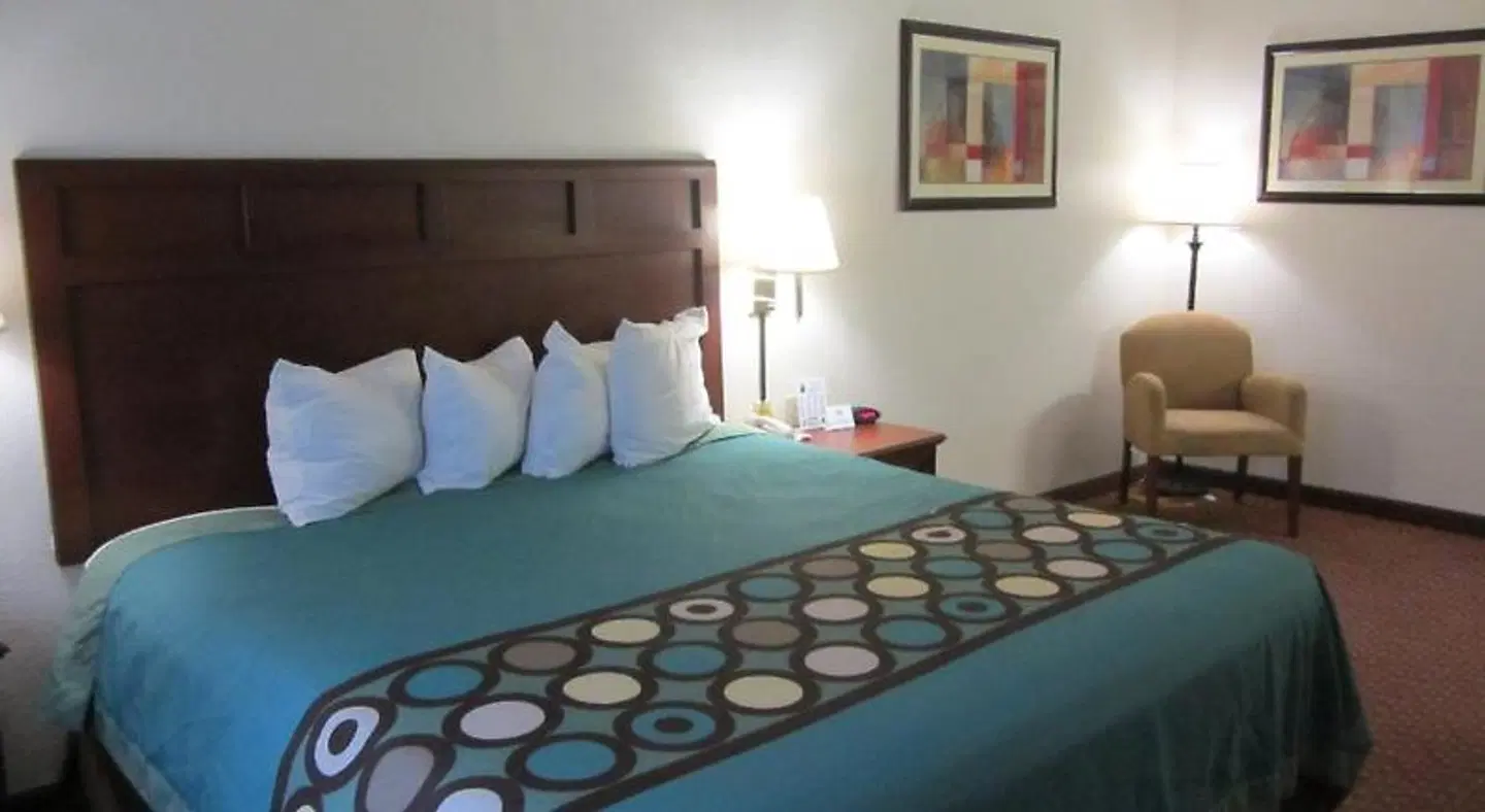 Super 8 by Wyndham Abilene South ROOM_EXAMPLE