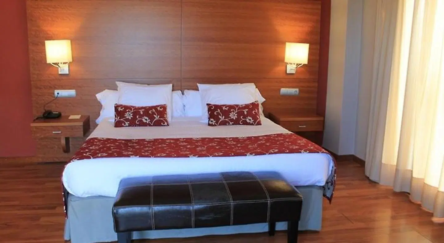 Hotel Restaurante El Tollo ROOM_EXAMPLE