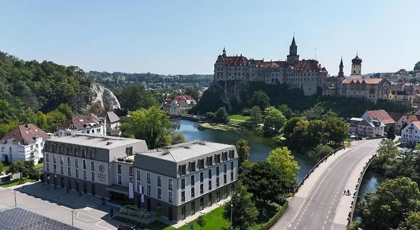Karls Hotel EXTERIOR