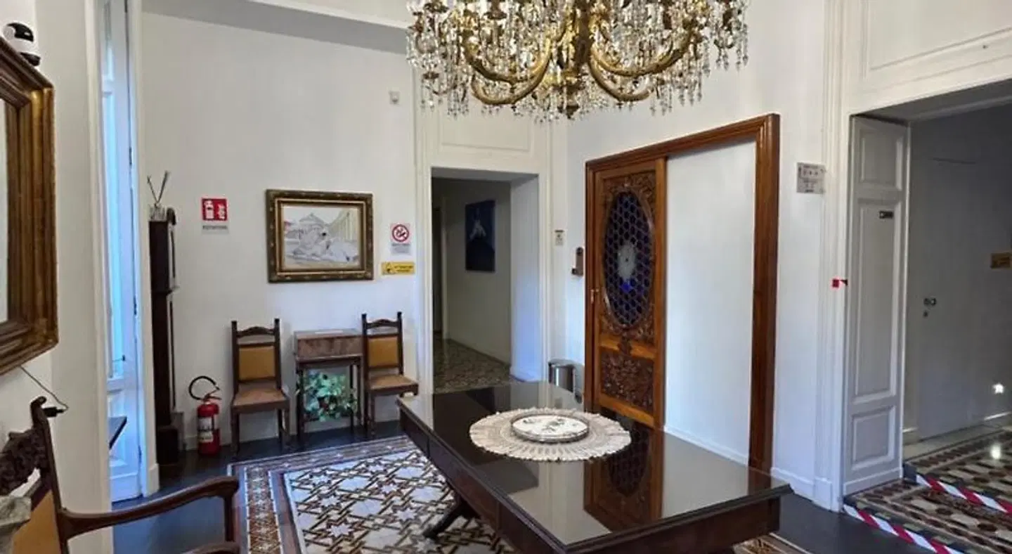Faleron ROOM_EXAMPLE