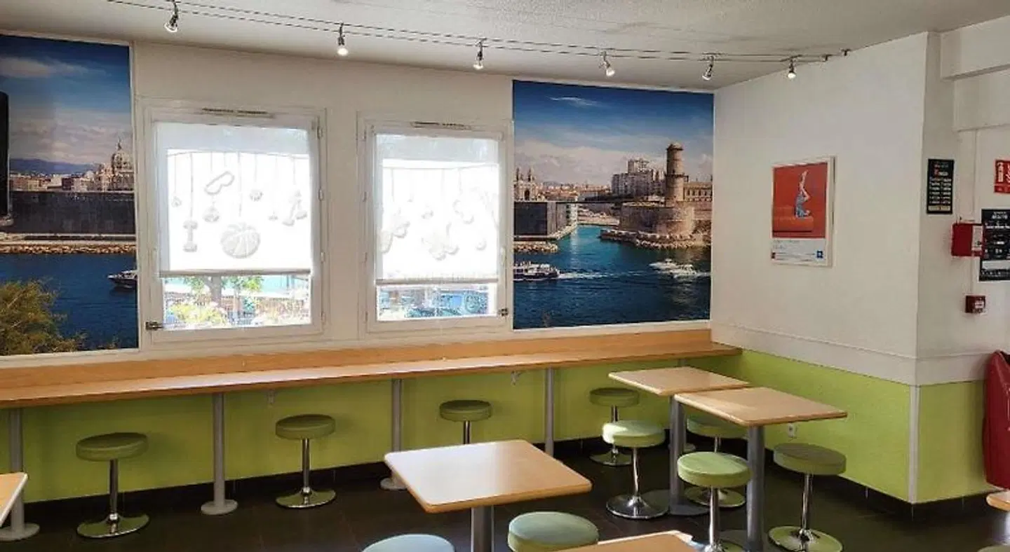 ibis budget Marseille La Valentine Badezimmer