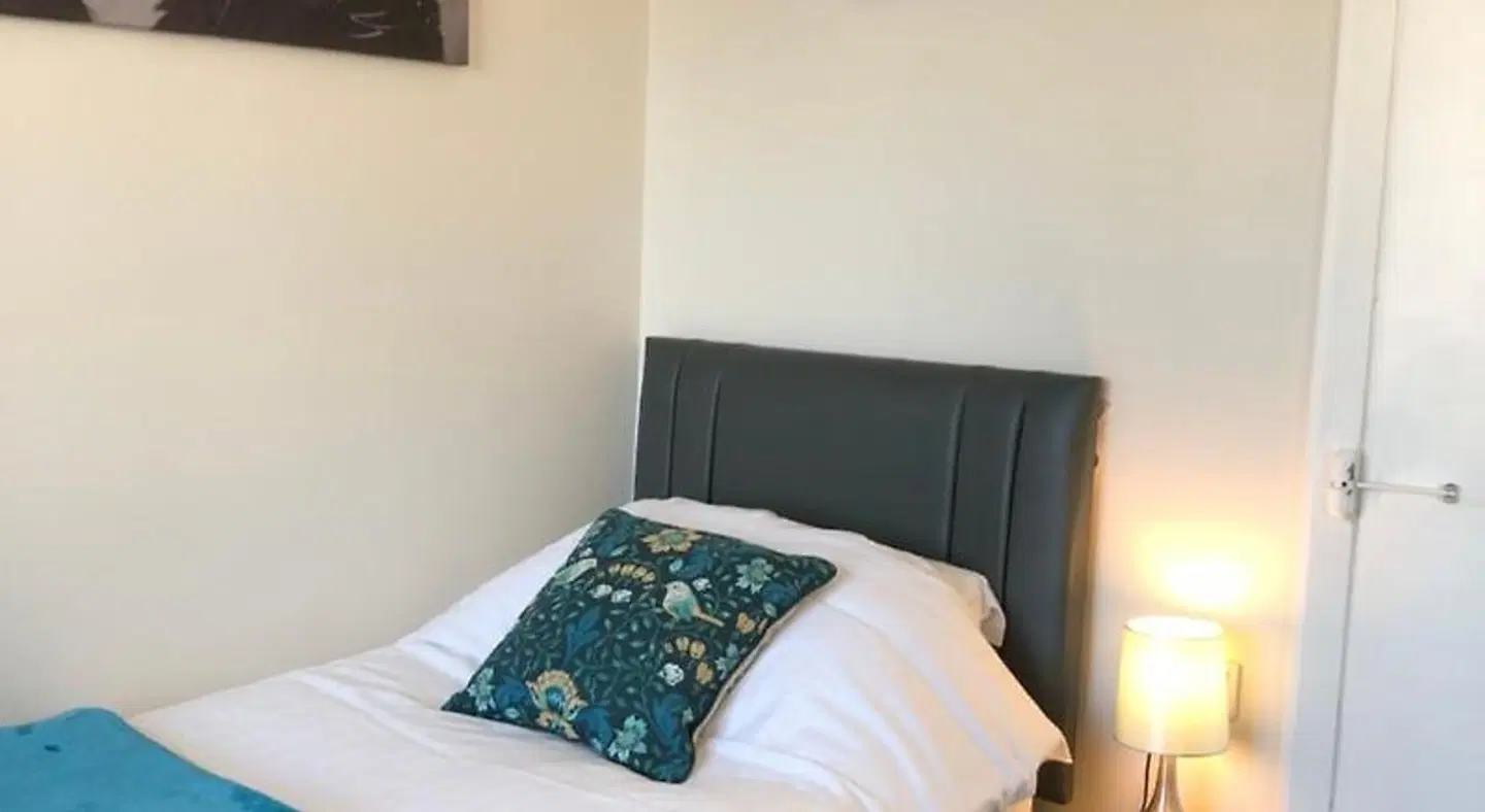 High Ways House ROOM_EXAMPLE