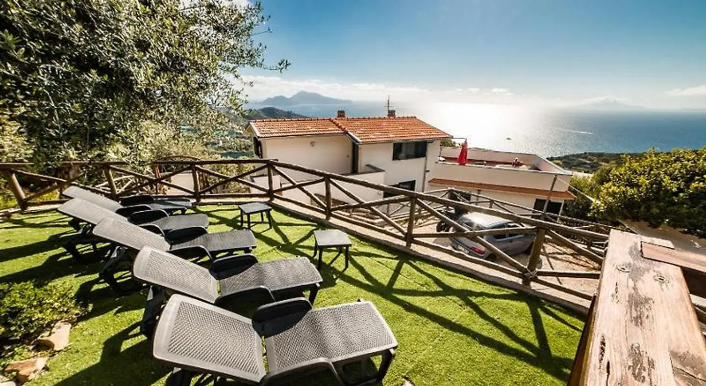 Villa Bellatrix Terrasse