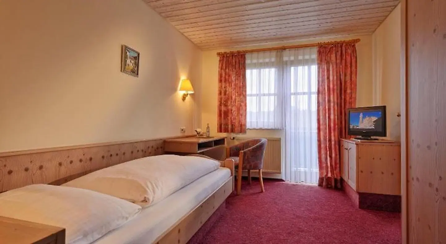 Landhotel Rössle ROOM_EXAMPLE