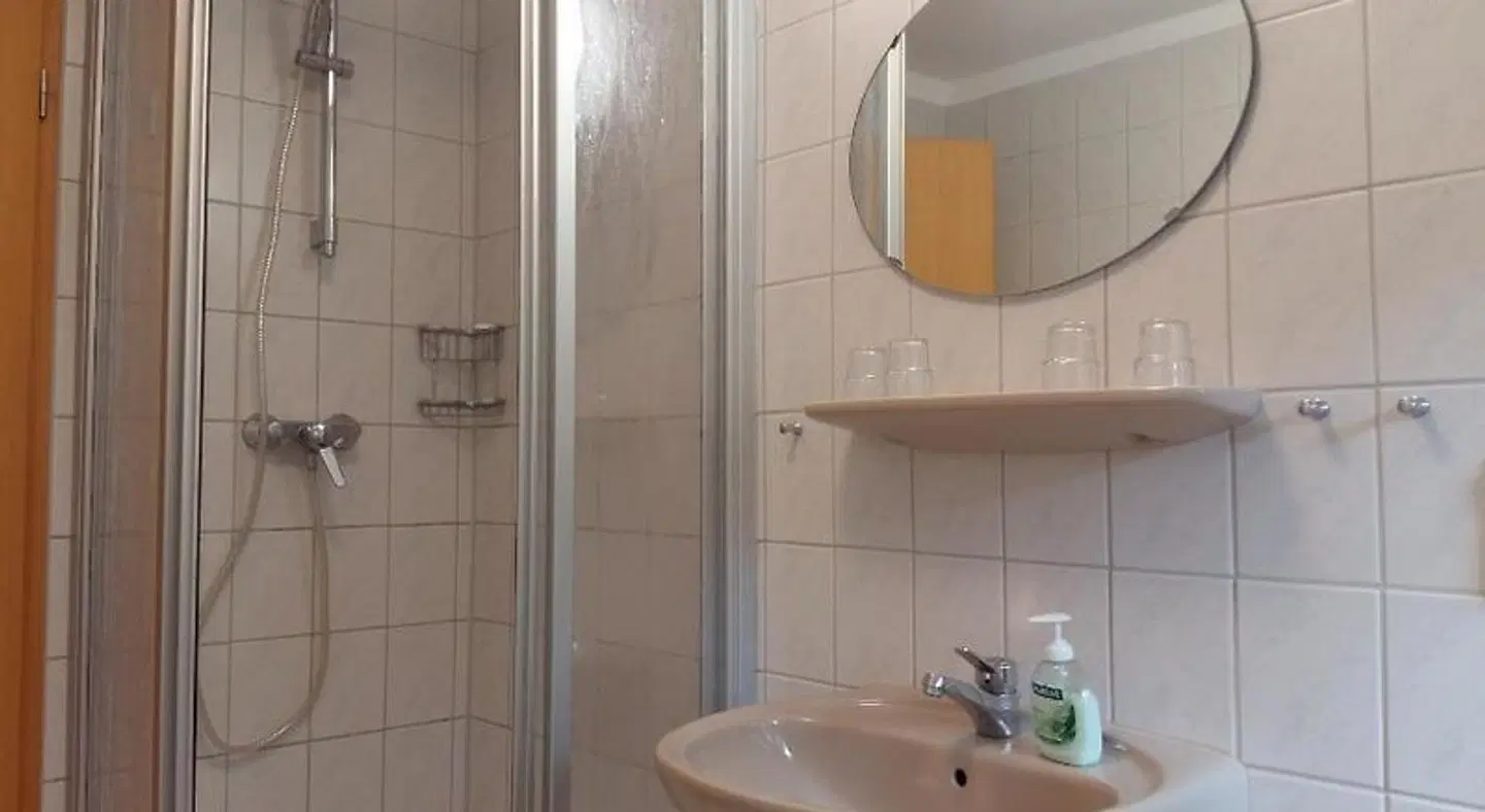 Pension Redefin Badezimmer