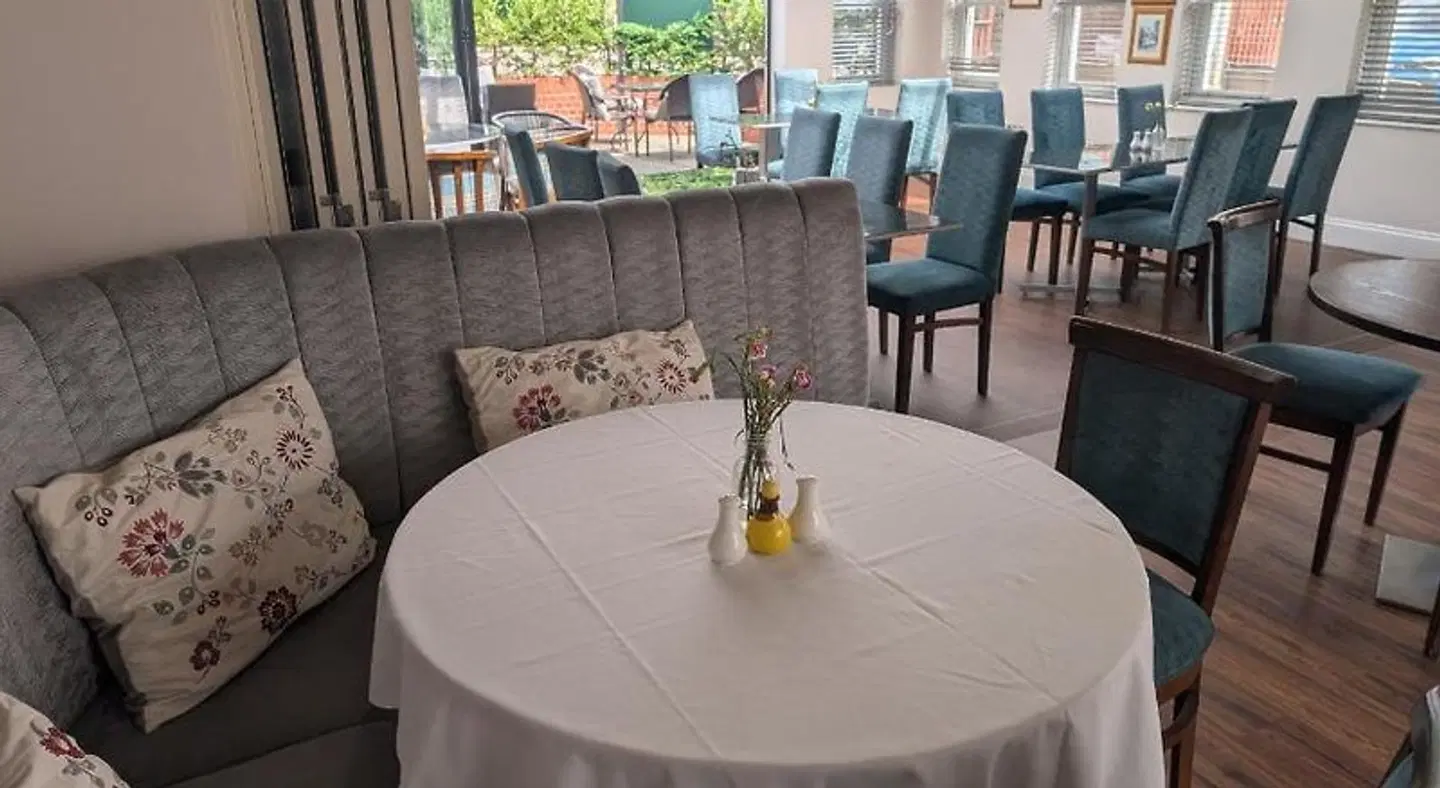 The Maypole At Wellows Restaurant