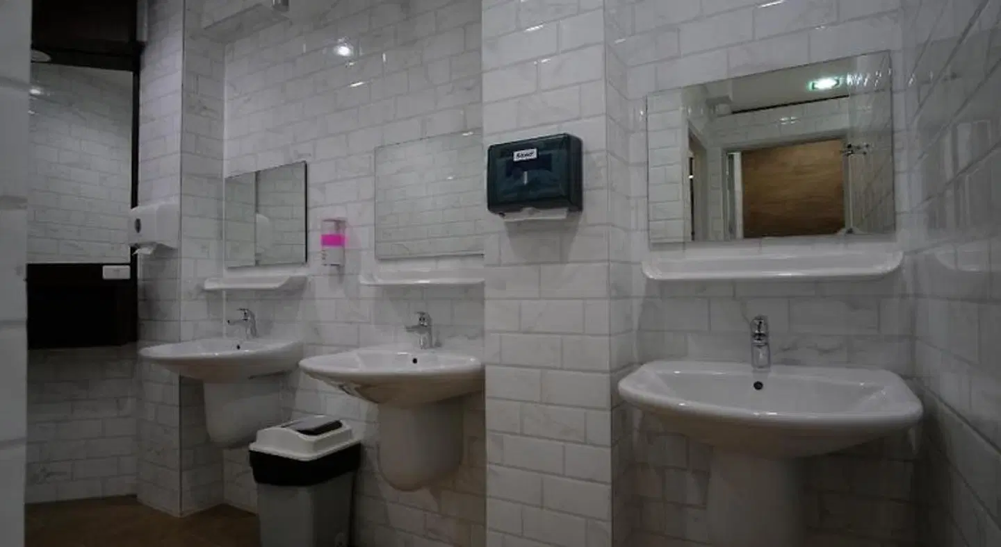 ChaLi's Family Hotel & Hostel Badezimmer