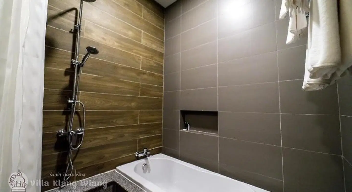 Villa Klang Wiang Badezimmer