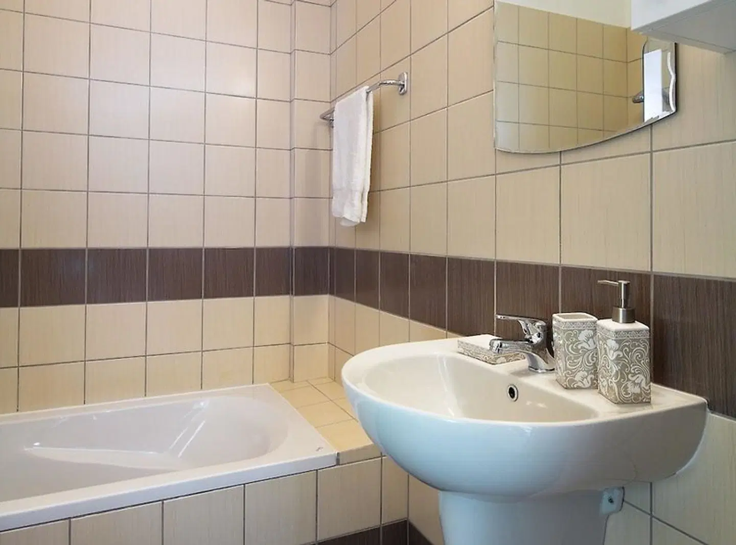 Chloraka Terrace Apartments Badezimmer