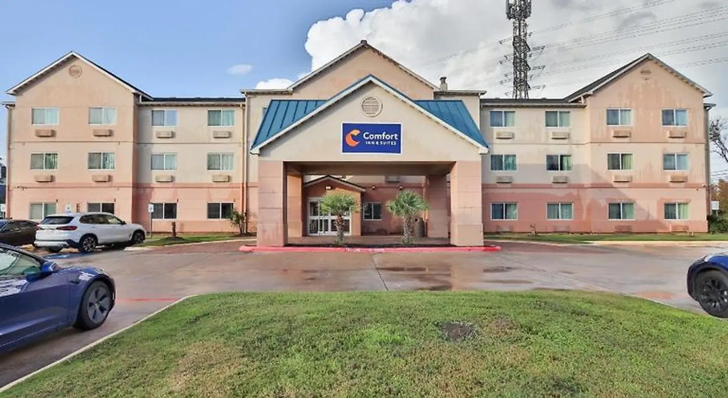 Fairfield Inn & Suites by Marriott Houston North/Cypress Station EXTERIOR